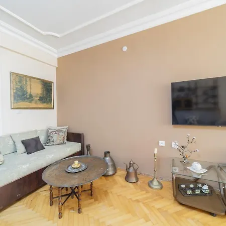 Flat W Balcony Fireplace 5 Min To Beach In * Antalya
